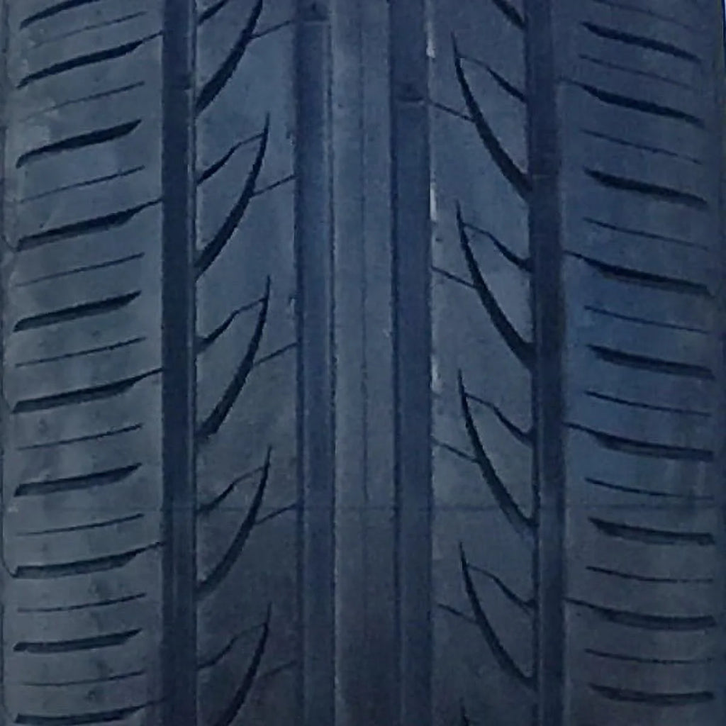 Set of 4 205/40ZR17 84W XL All Season High Performance Tires E695172