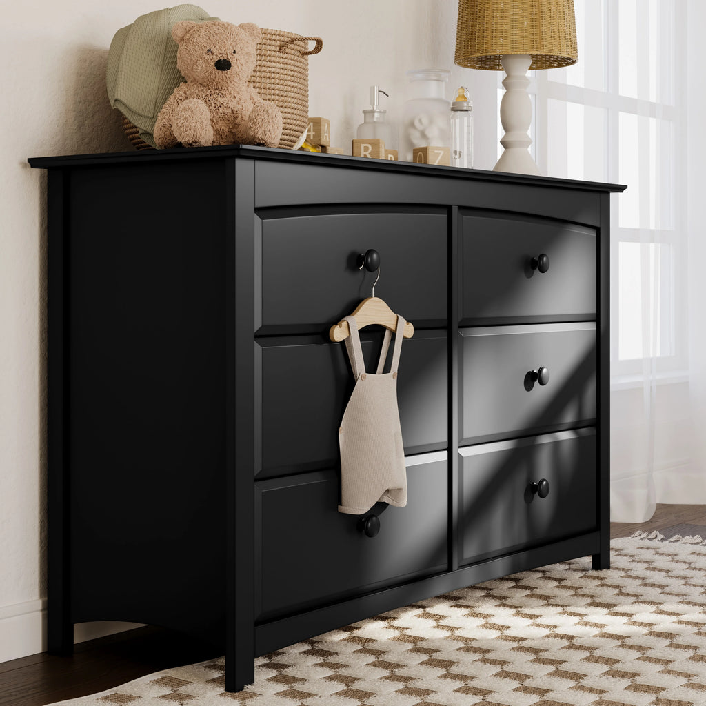 White 6 Drawer Double Dresser W659905