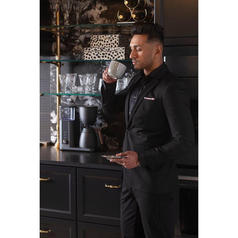 10 Cup Matte Black Drip Coffee Maker with Thermal Carafe E53510
