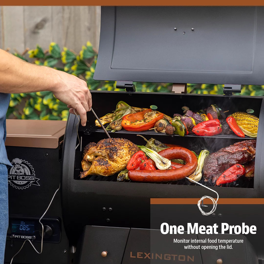 500 Sq in Wood Fired Pellet Grill and Smoker I125486