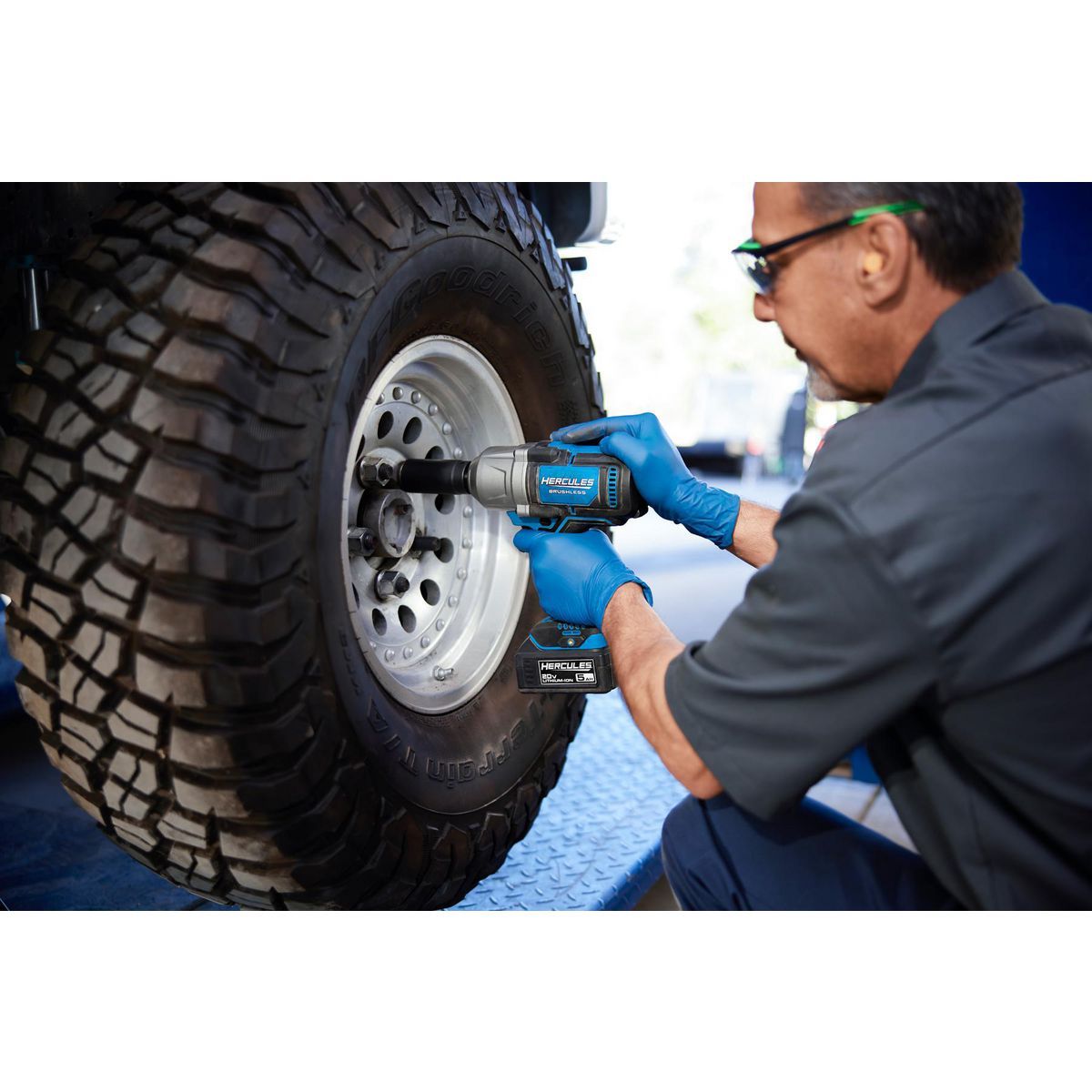 1/2 in. Brushless Cordless High-Torque Impact Wrench N109372