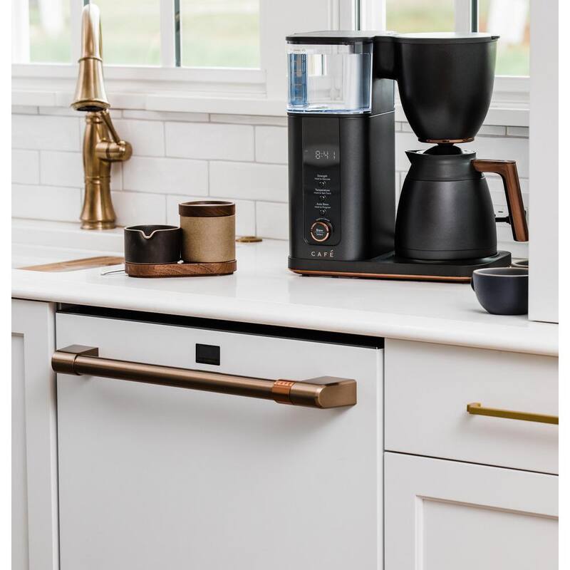 10 Cup Matte Black Drip Coffee Maker with Thermal Carafe E53510