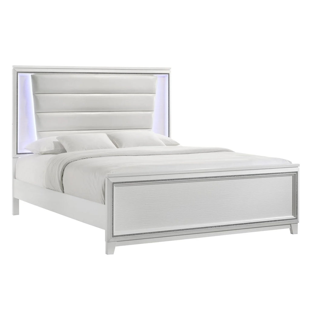 King 3PC Bedroom Set in White J79797