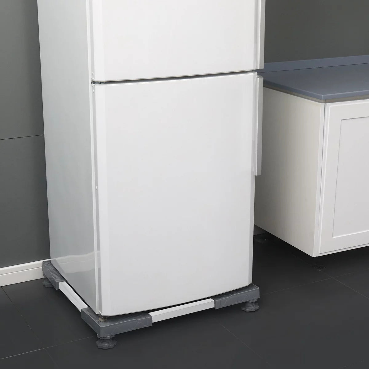 Adjustable Washing Machine and Dryer Stand with 4 Lifting Feet S9137