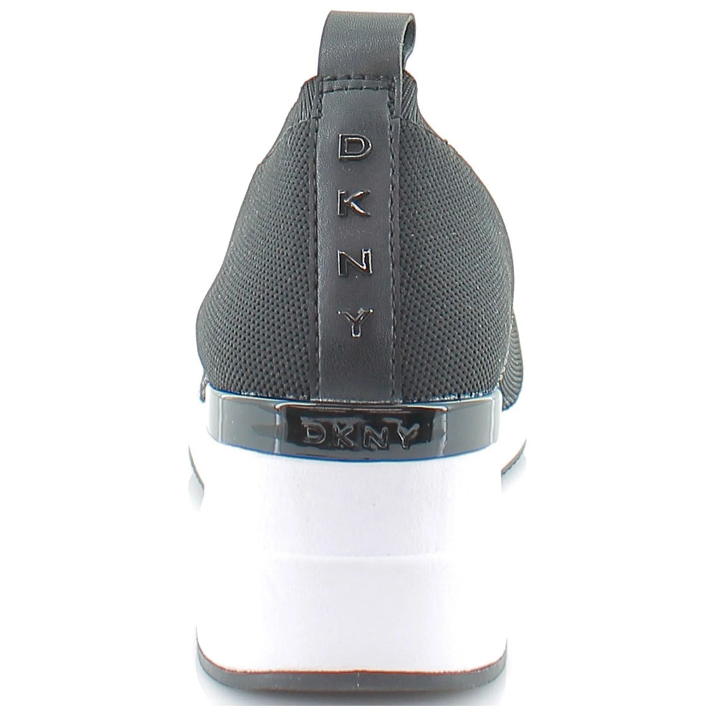 Black Slip On Wedge N5607