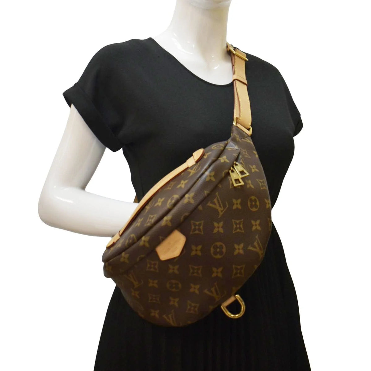 Pre-owned Monogram Canvas Bumbag F43035