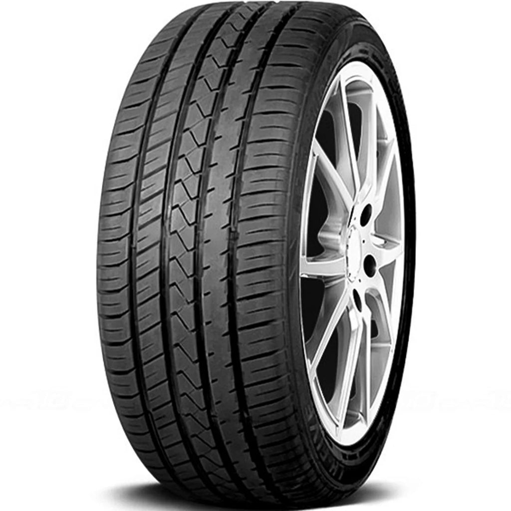 225/35ZR20 Tire R447815