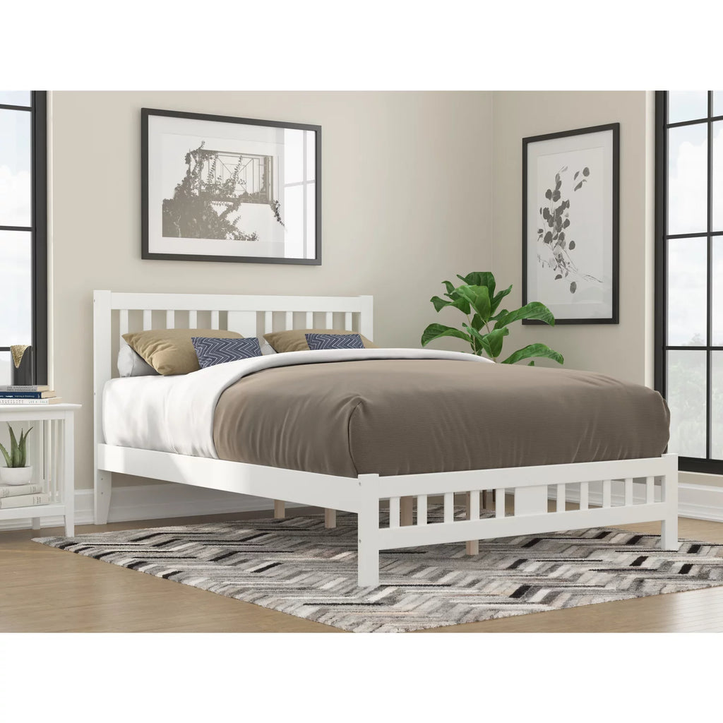 White Wood Queen Bed with Footboard O801